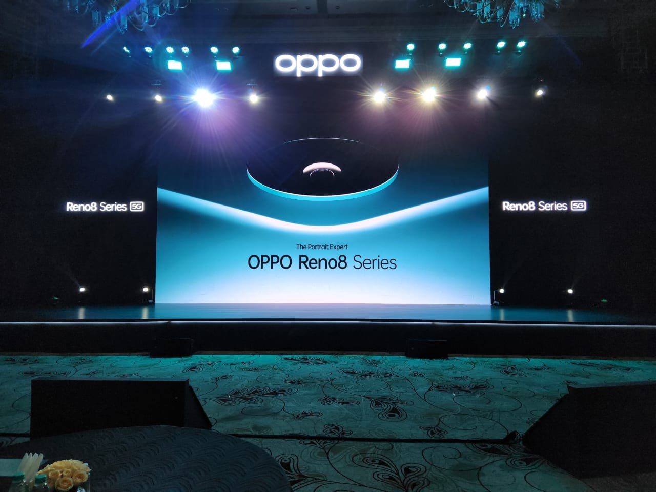 OPPO RENO 8